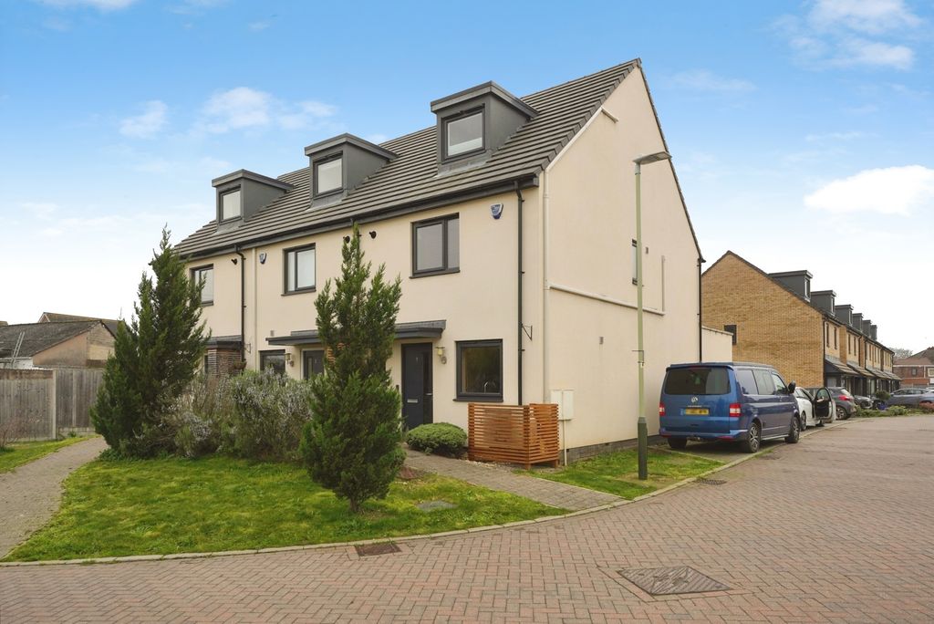 Property photo 2 of 18 Pbox-Img.Jpg