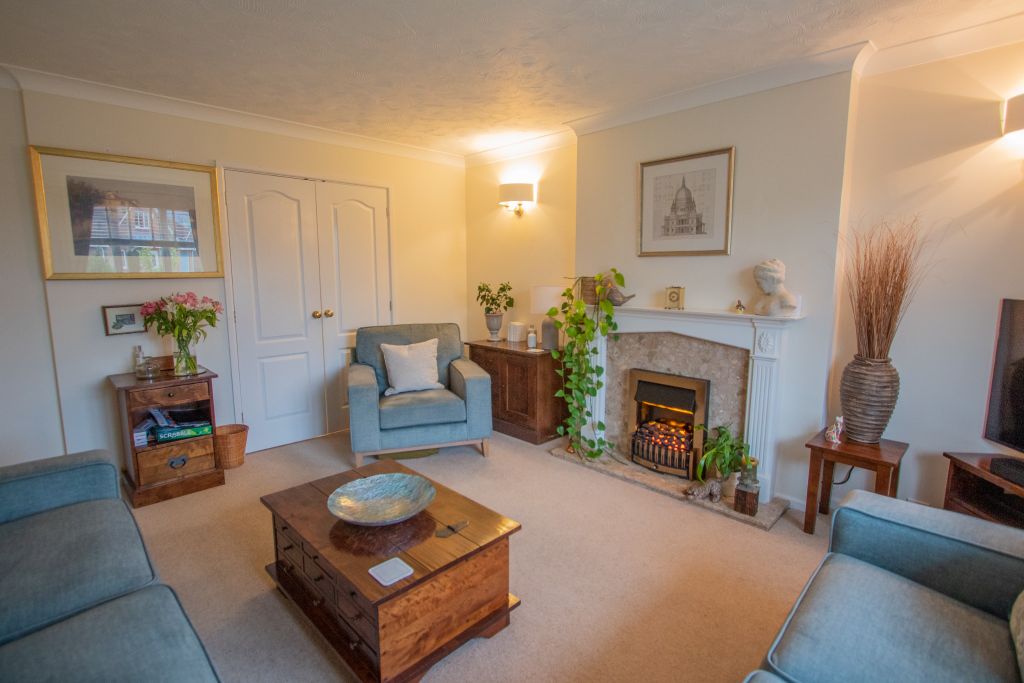 Property photo 3 of 20