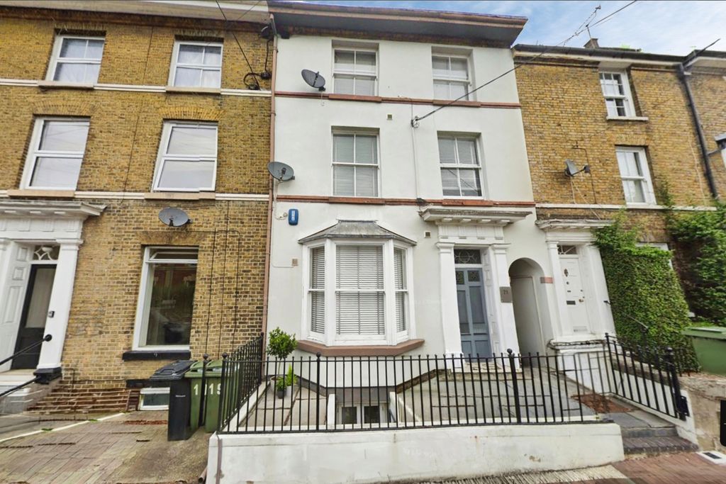 Property photo 1 of 8 Pbox-Img.Jpg