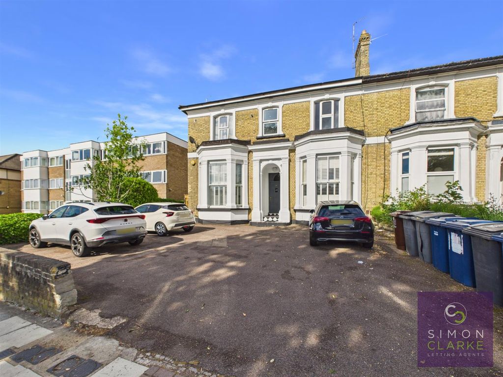 Property photo 2 of 9 Cam05425G0-Pr0117-Still014.Jpg