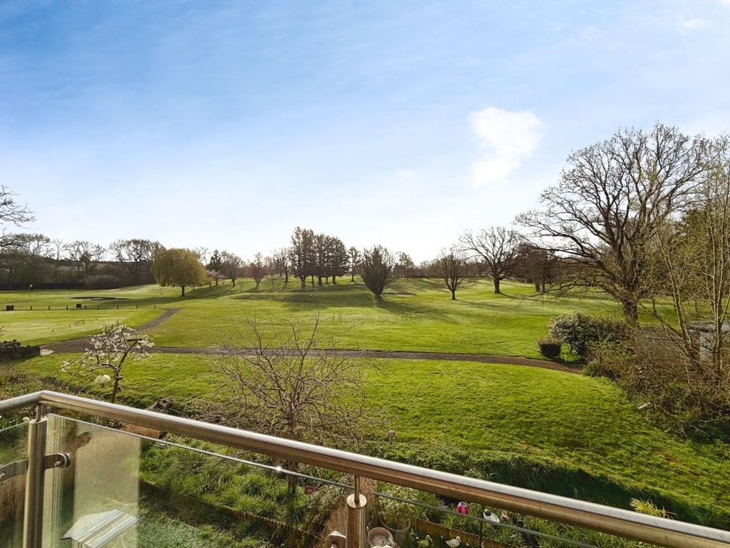 Property photo 3 of 25 Balcony