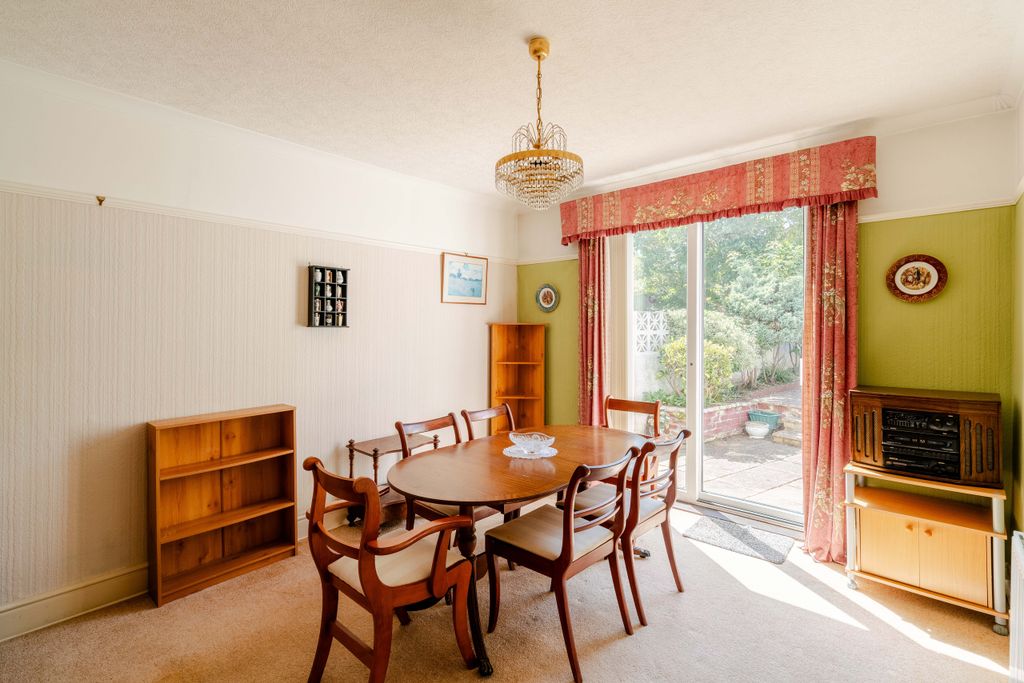 Property photo 3 of 23 11