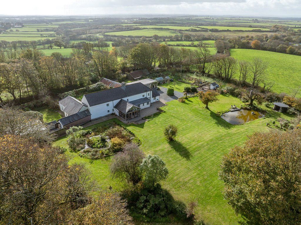 Property photo 2 of 38 Picture No. 05