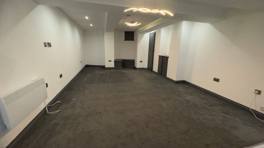 Property photo 2 of 7 Open Plan