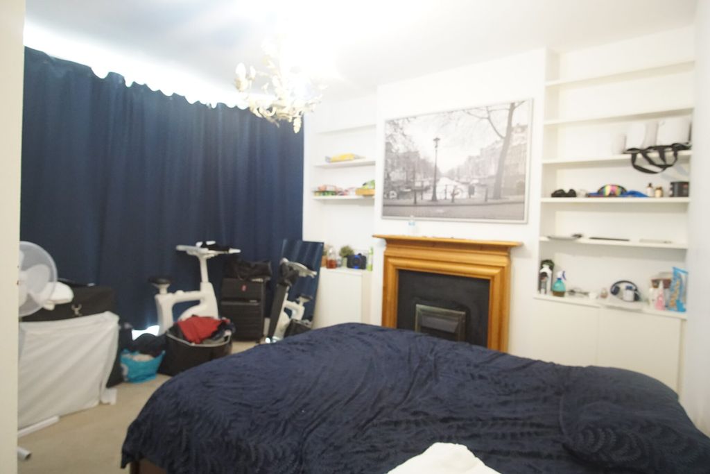 Property photo 2 of 36