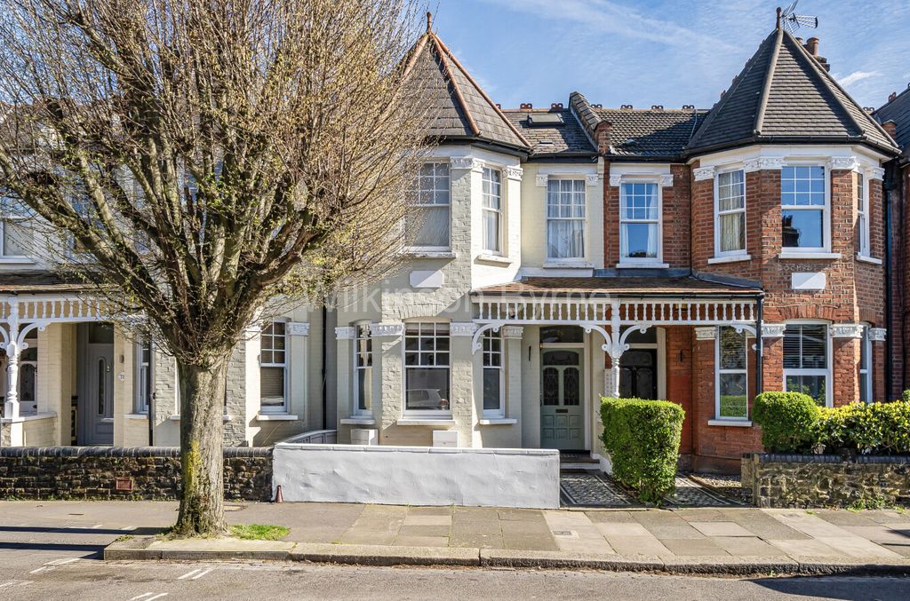 Property photo 1 of 12