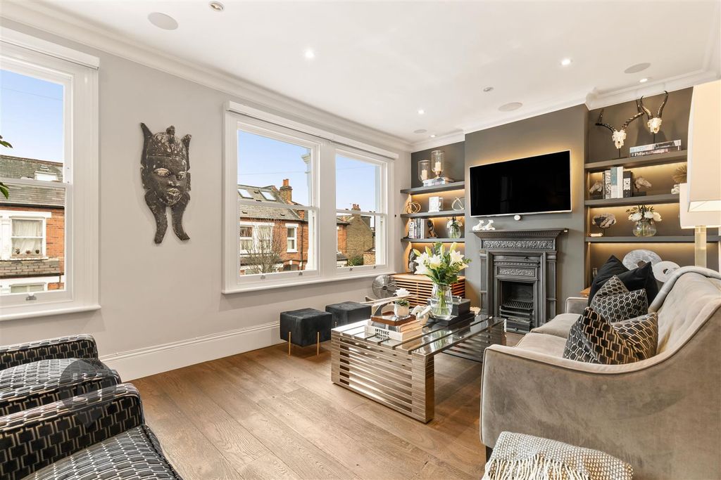 Property photo 3 of 9 Reception Room