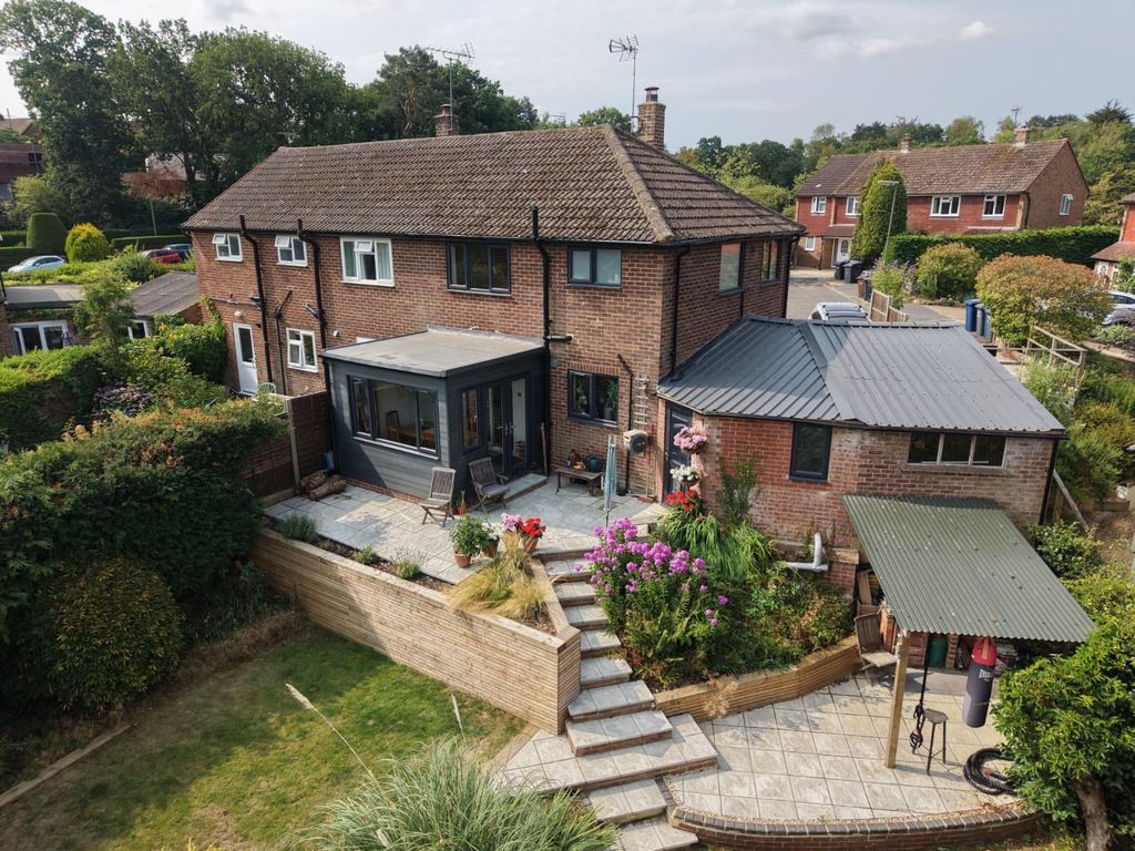 Property photo 3 of 13 Picture No. 35