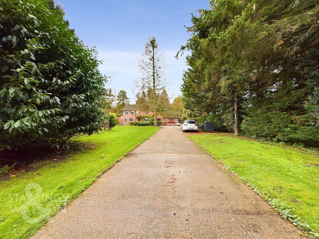 Property photo 1 of 33