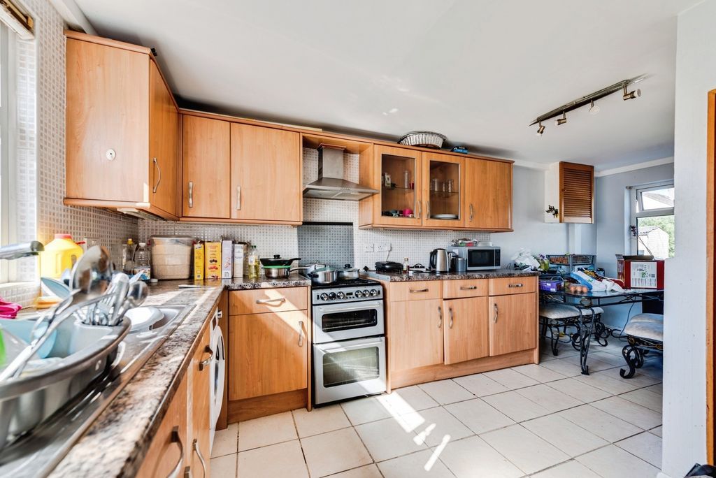 Property photo 2 of 10 Pbox-Img.Jpg