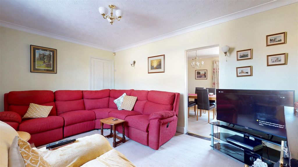 Property photo 2 of 14 05052025_102154.Jpg