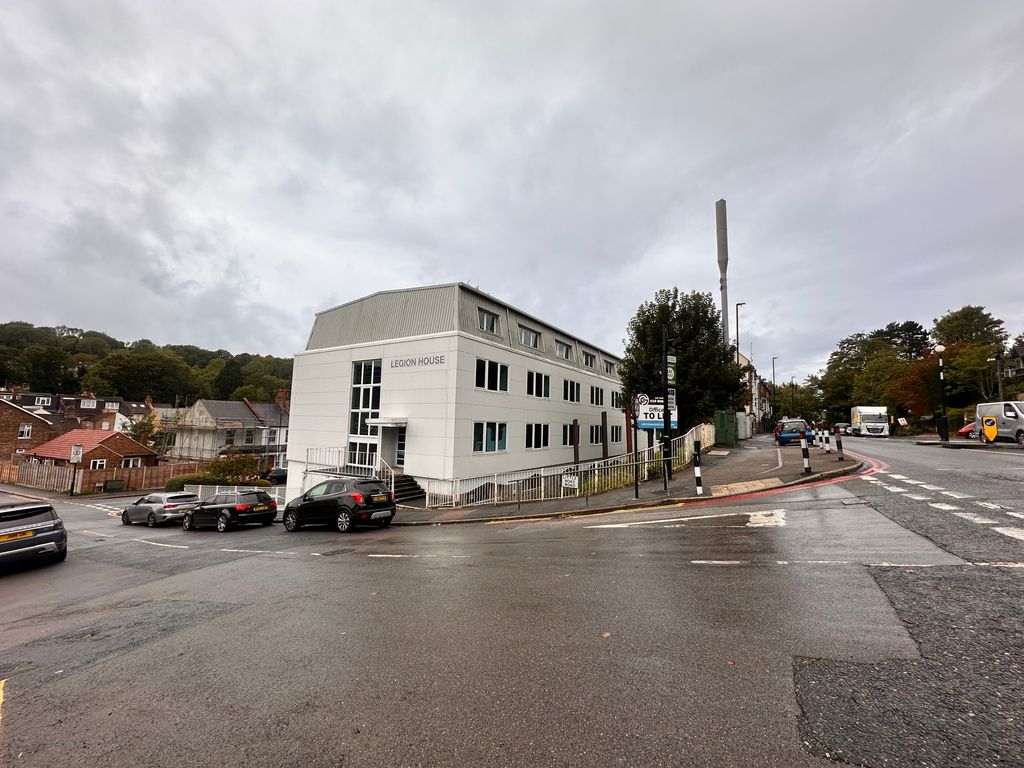 Property photo 2 of 5