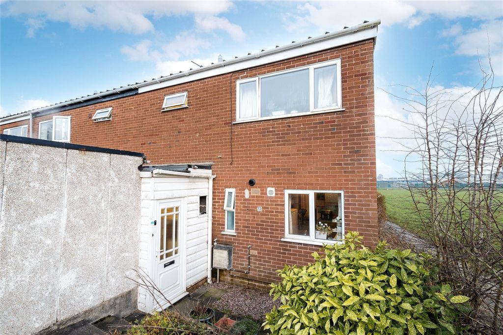 Property photo 1 of 39 Picture No. 03