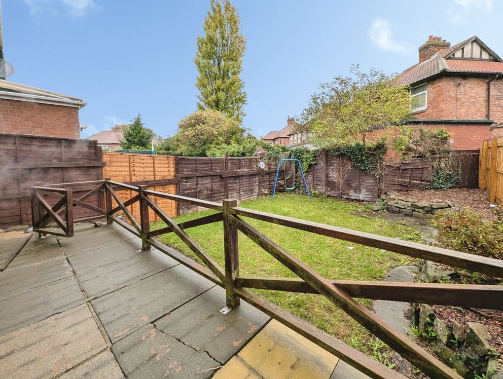 Property photo 2 of 11 Photo 6
