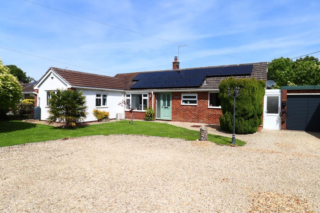 Property photo 1 of 37