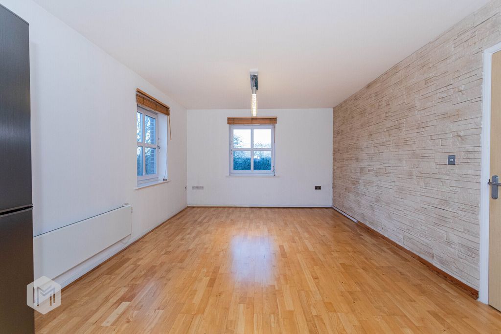 Property photo 3 of 9 Picture No. 07