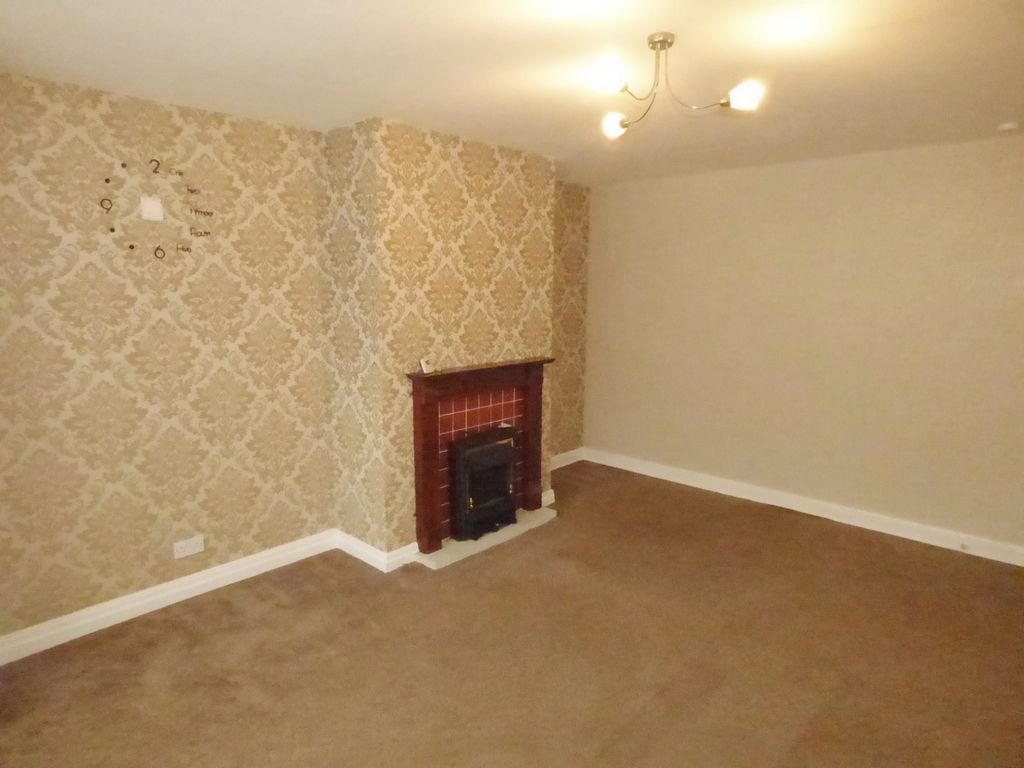 Property photo 3 of 9 Lounge