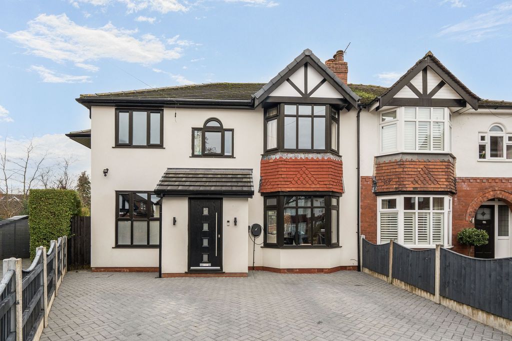 Property photo 1 of 25