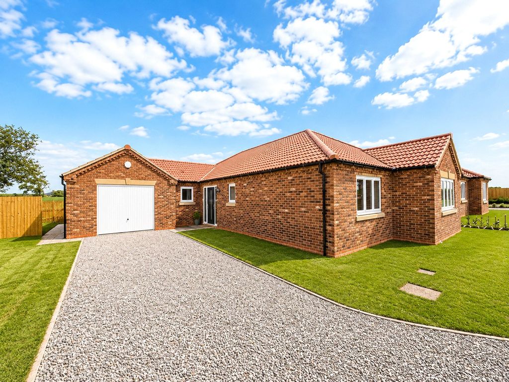 Property photo 1 of 18 Picture No. 01