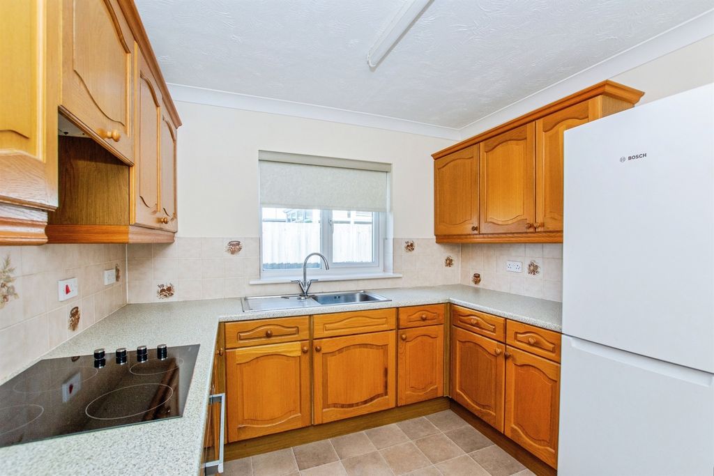 Property photo 3 of 20