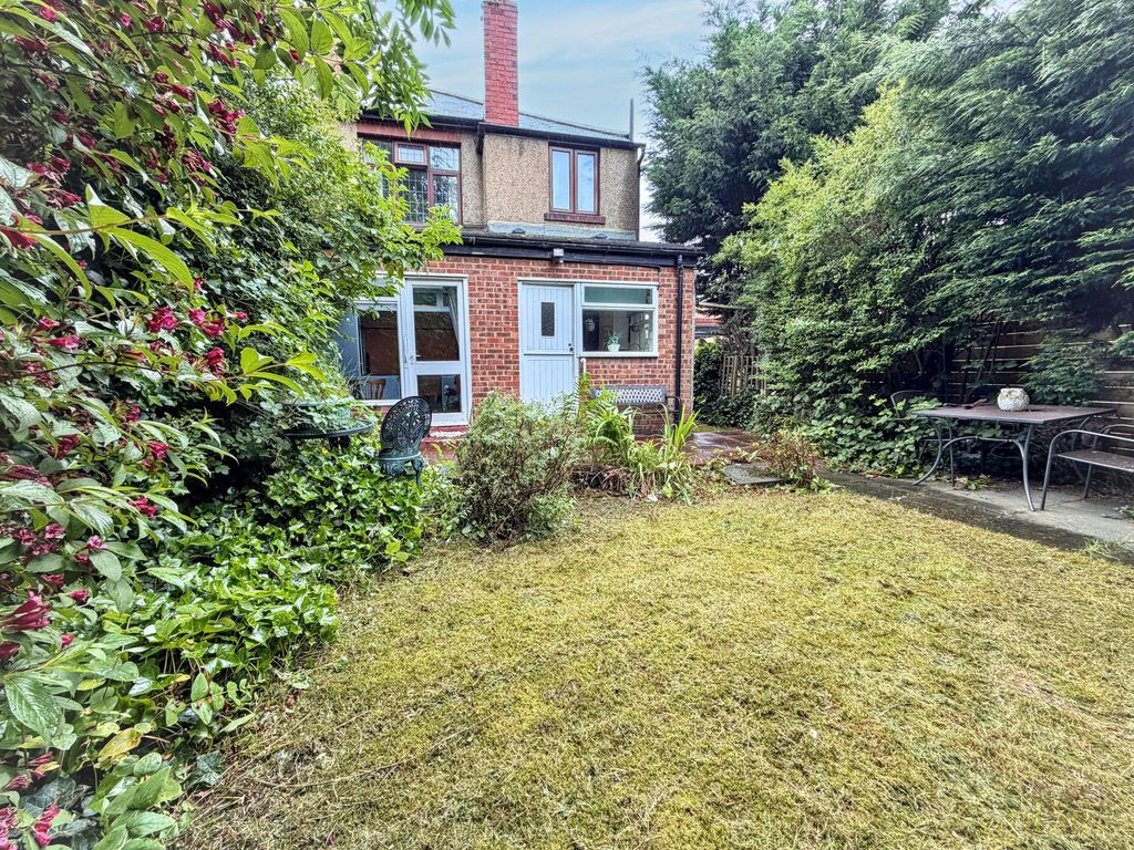Property photo 3 of 21