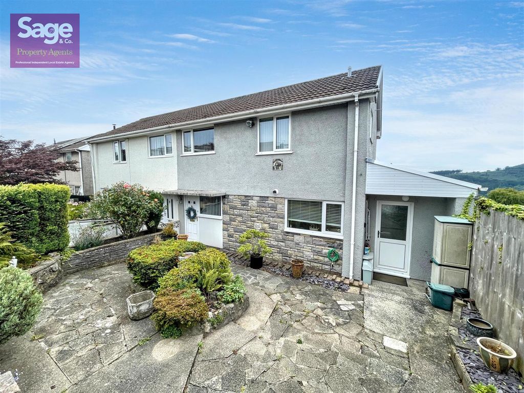 Property photo 1 of 23