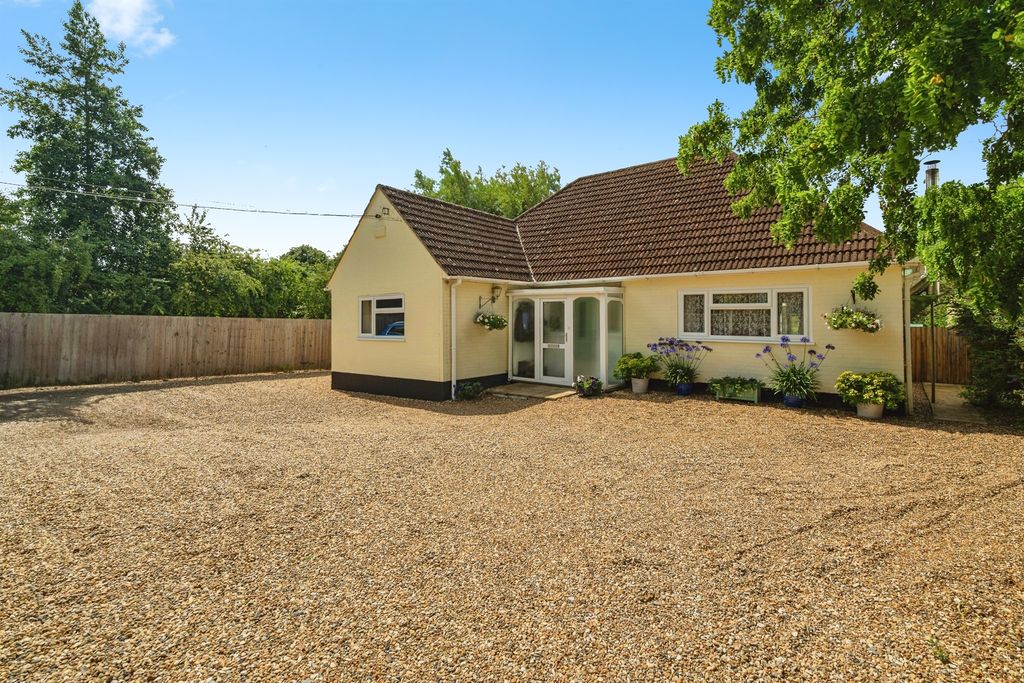 Property photo 1 of 16