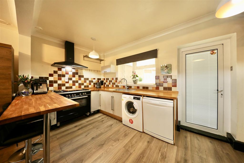 Property photo 3 of 19 0A4A2402.Jpg