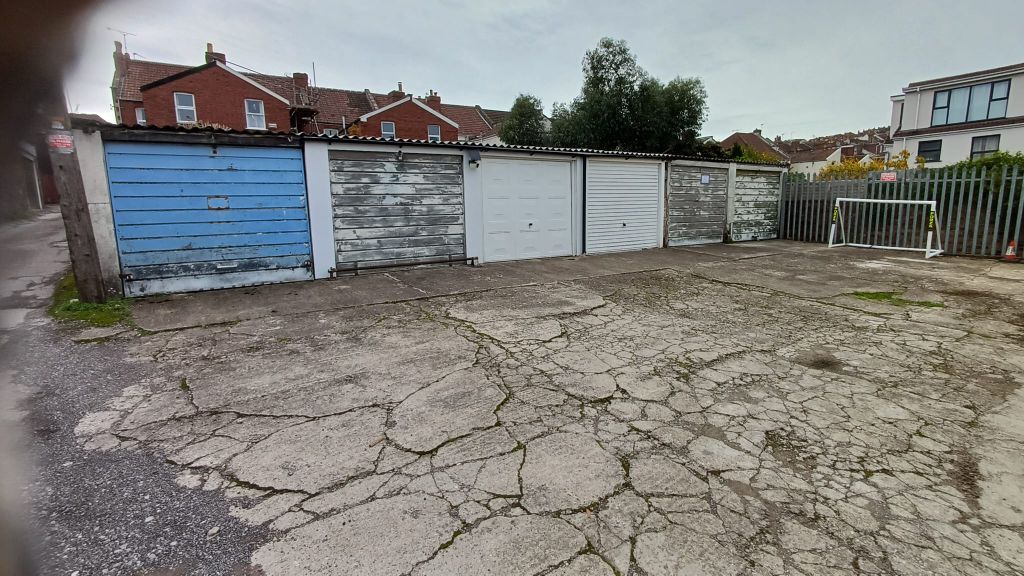 Property photo 1 of 1