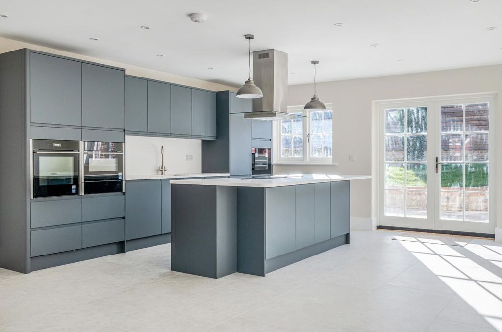 Property photo 2 of 25 1438349  (33).Jpg