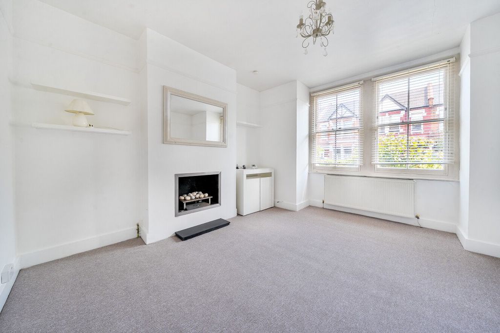 Property photo 2 of 13 Picture No. 39