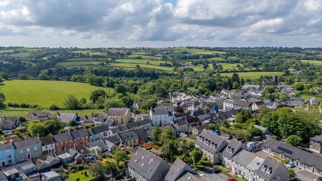 Additional image 91 of 8 bed link detached house for sale61 St. James Street, Narberth SA67