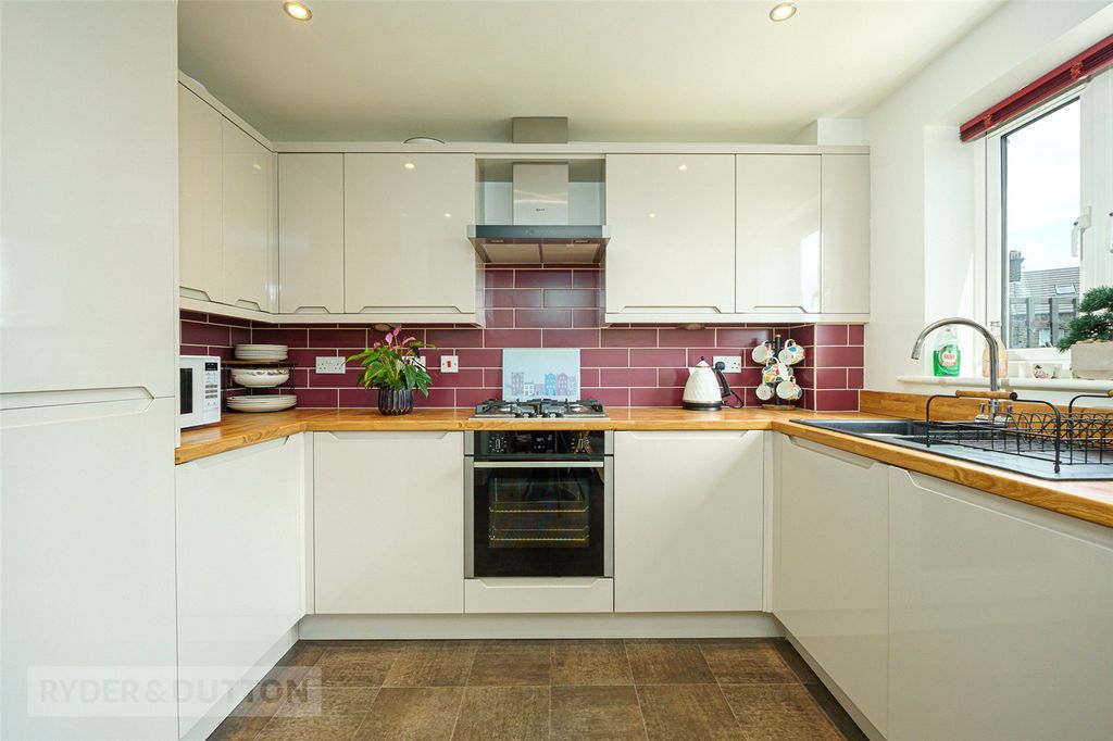Property photo 3 of 21 Kitchen Diner