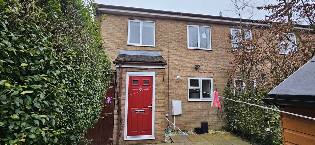 Property photo 1 of 9 1 Bedroom Cluster House For Rent