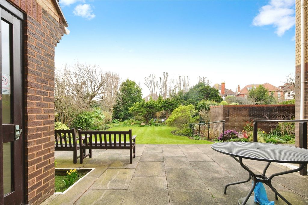 Property photo 1 of 19 Picture No. 22
