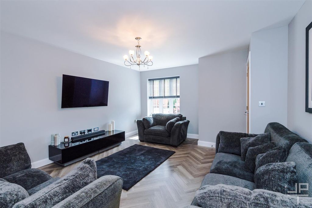 Property photo 2 of 43 Watergateclose-Jpt-36.Jpg