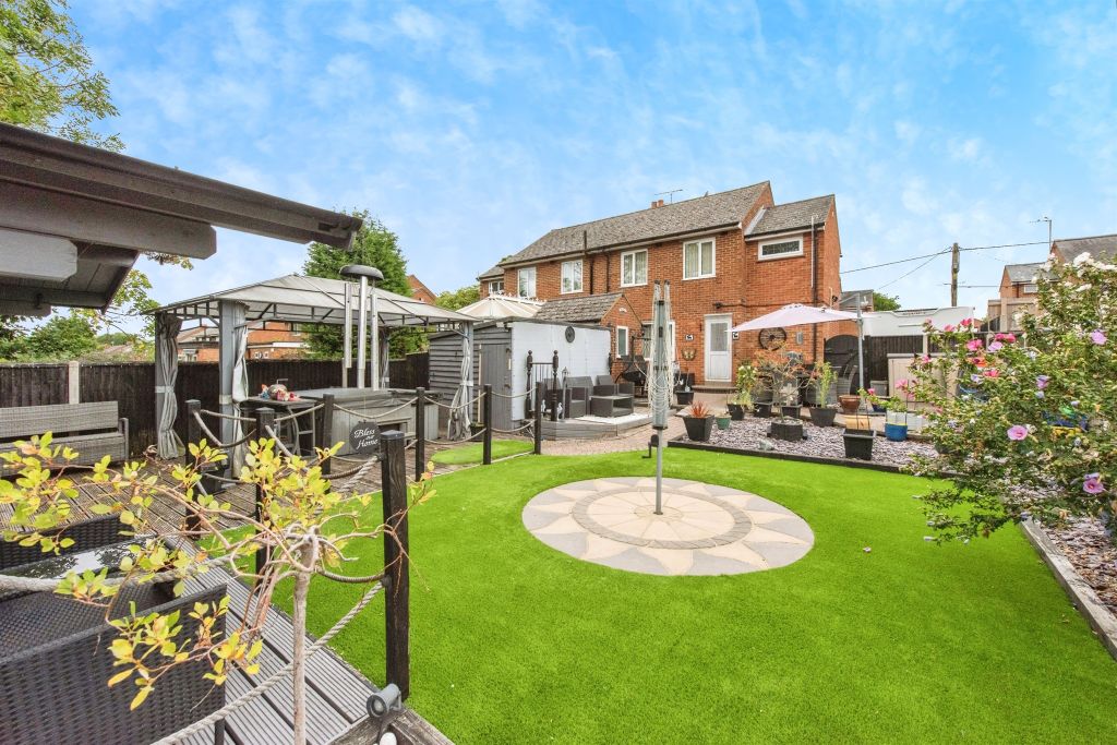 Property photo 1 of 17