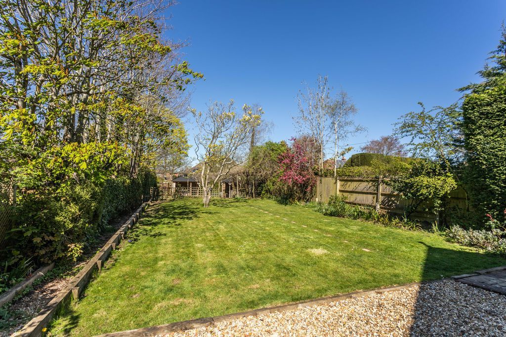 Property photo 2 of 44 Photo 49