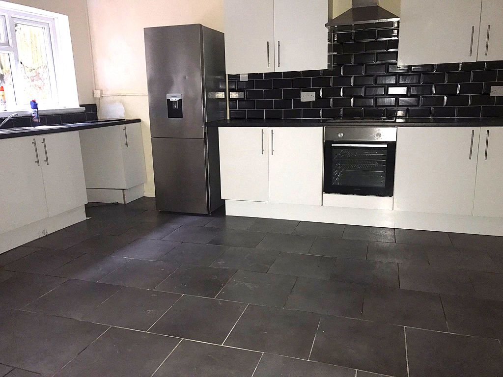 Property photo 2 of 4