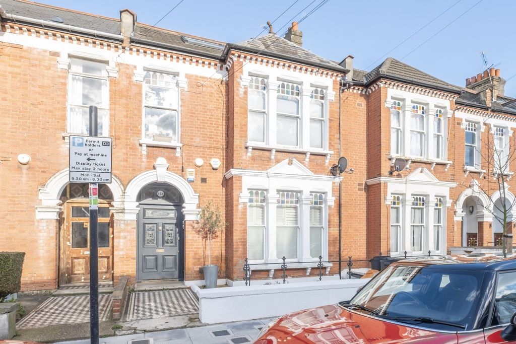 Property photo 1 of 11