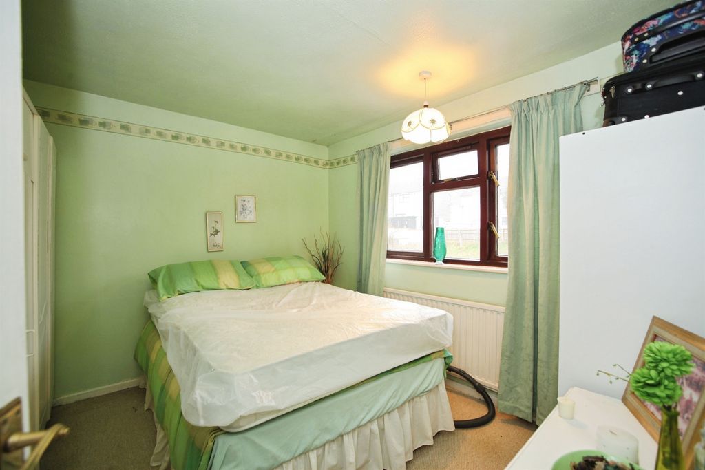 Additional image 9 of 2 bed flat for saleThe Crescent, Machen, Caerphilly CF83