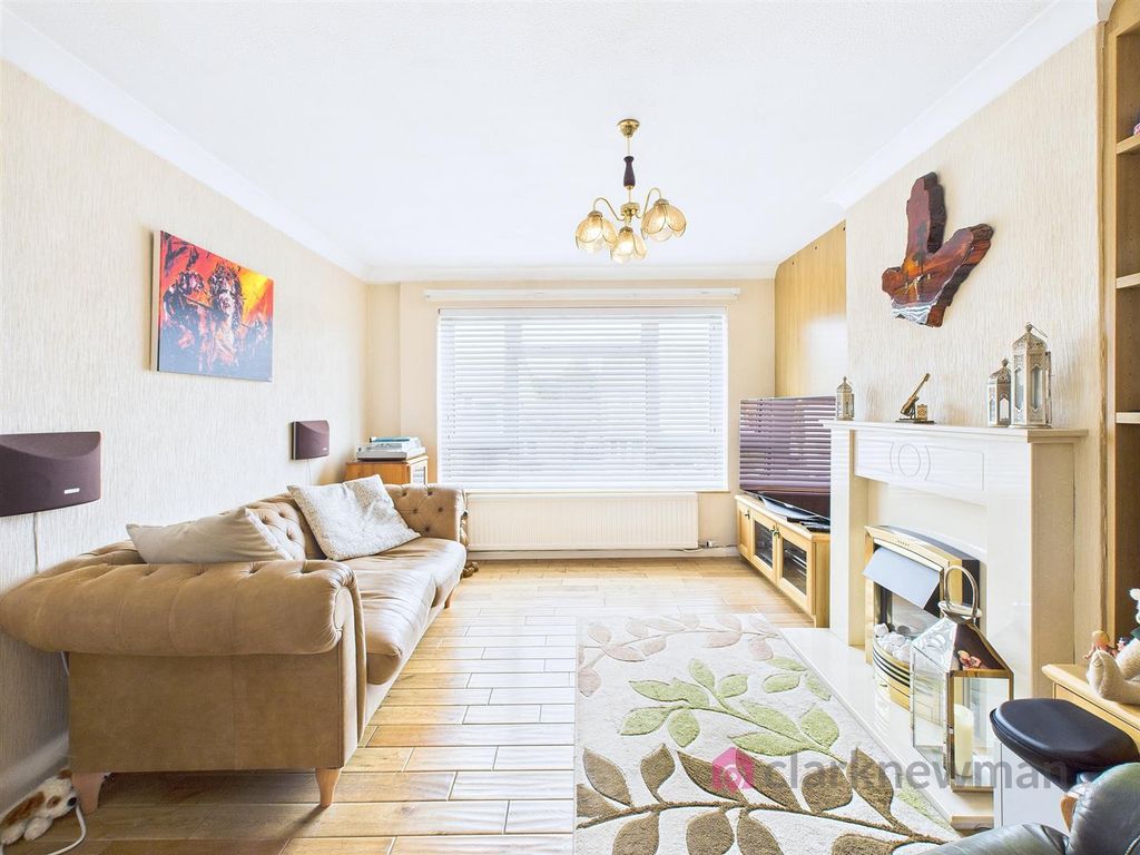 Property photo 2 of 15 Living Room