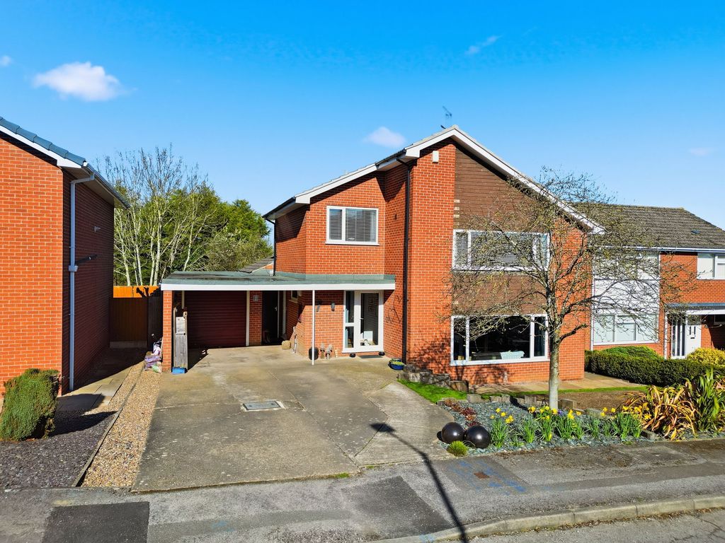 Property photo 1 of 36