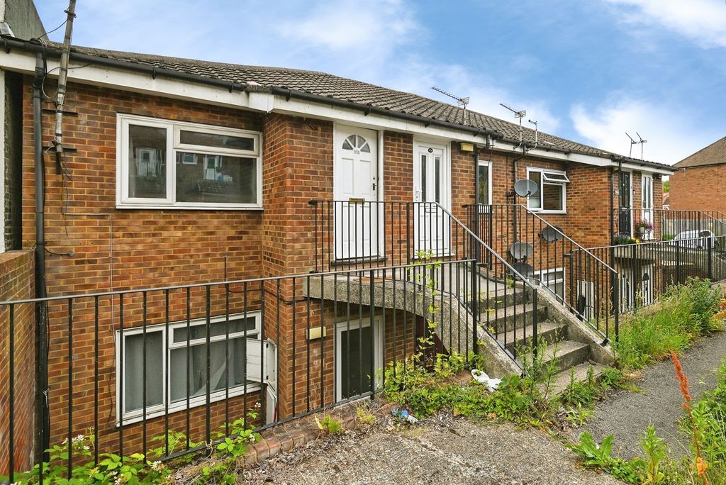 Property photo 1 of 9 Pbox-Img.Jpg