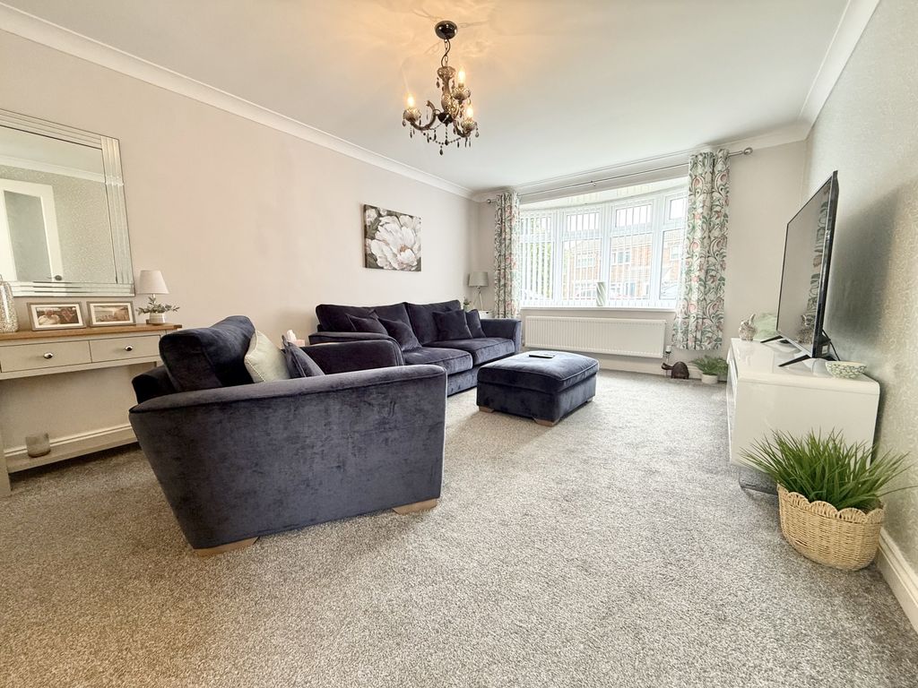 Property photo 2 of 17 Img_4775