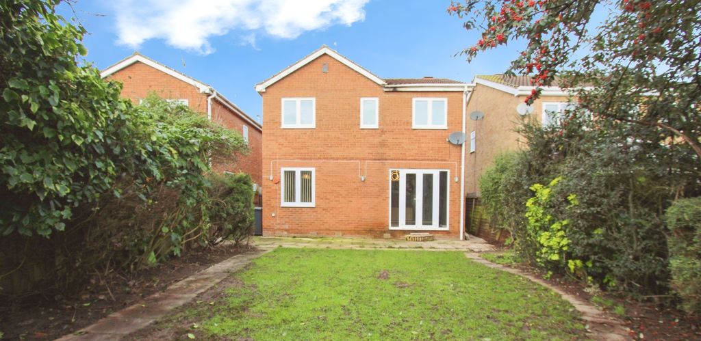 Property photo 2 of 9