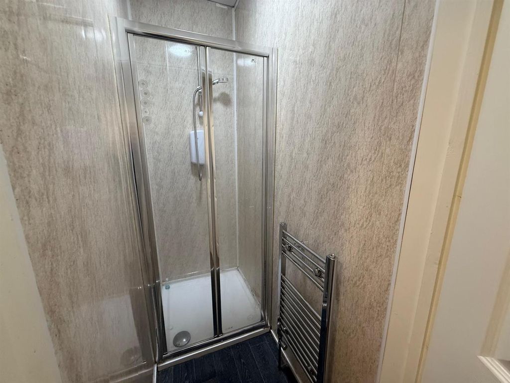 Property photo 3 of 6 6d93Bc22-c638-4269-A23E-6A26c2740Ae0.Jpg