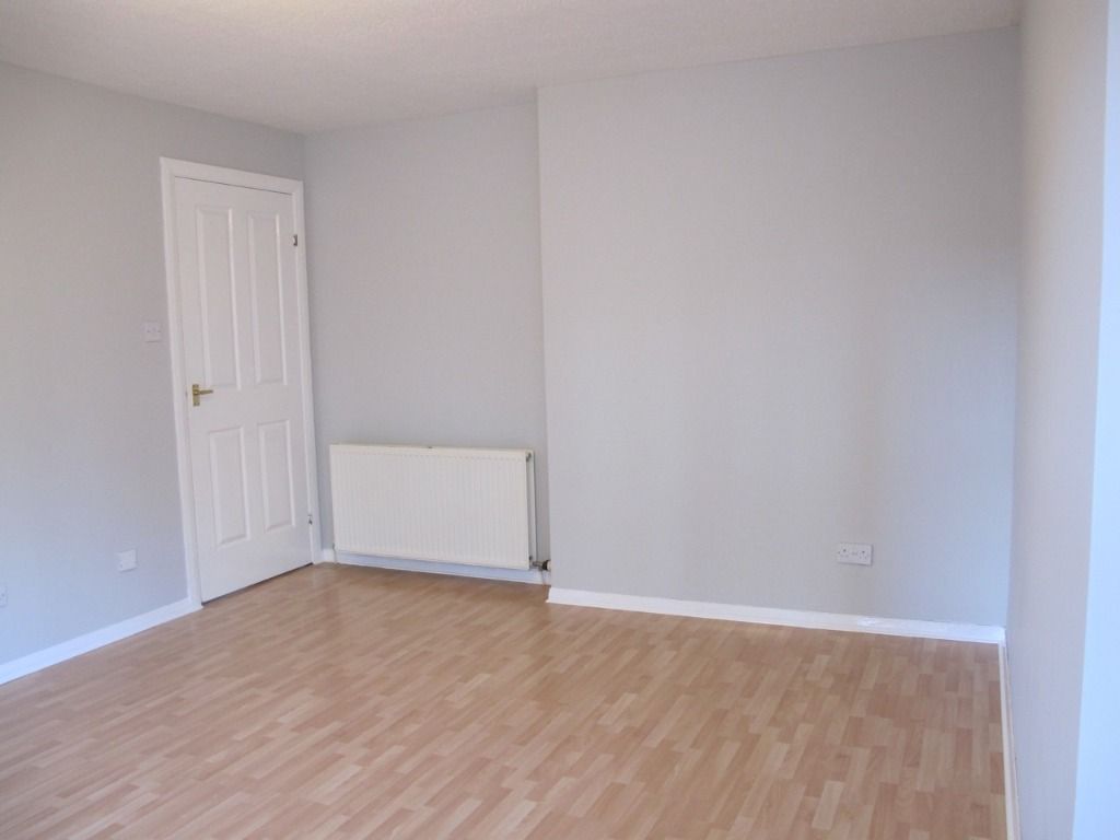 Property photo 2 of 8 Photo 2