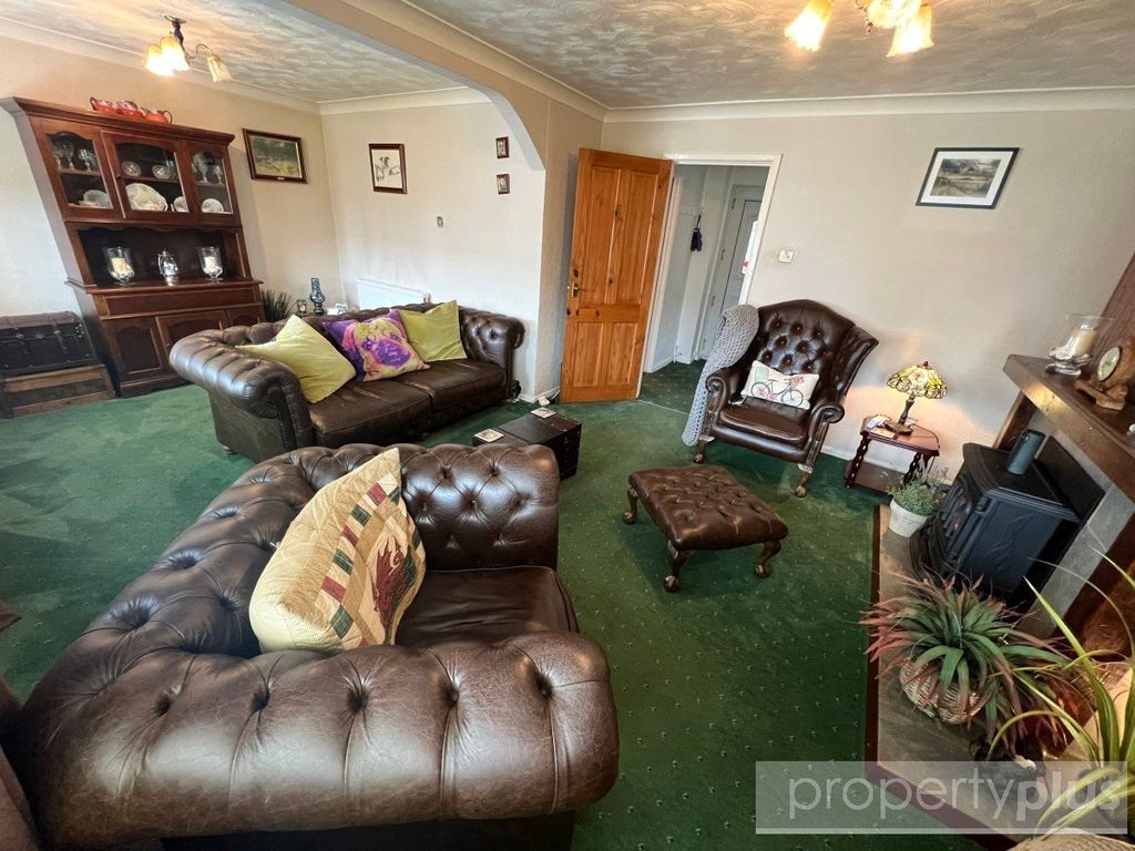 Property photo 3 of 12 Picture No. 09