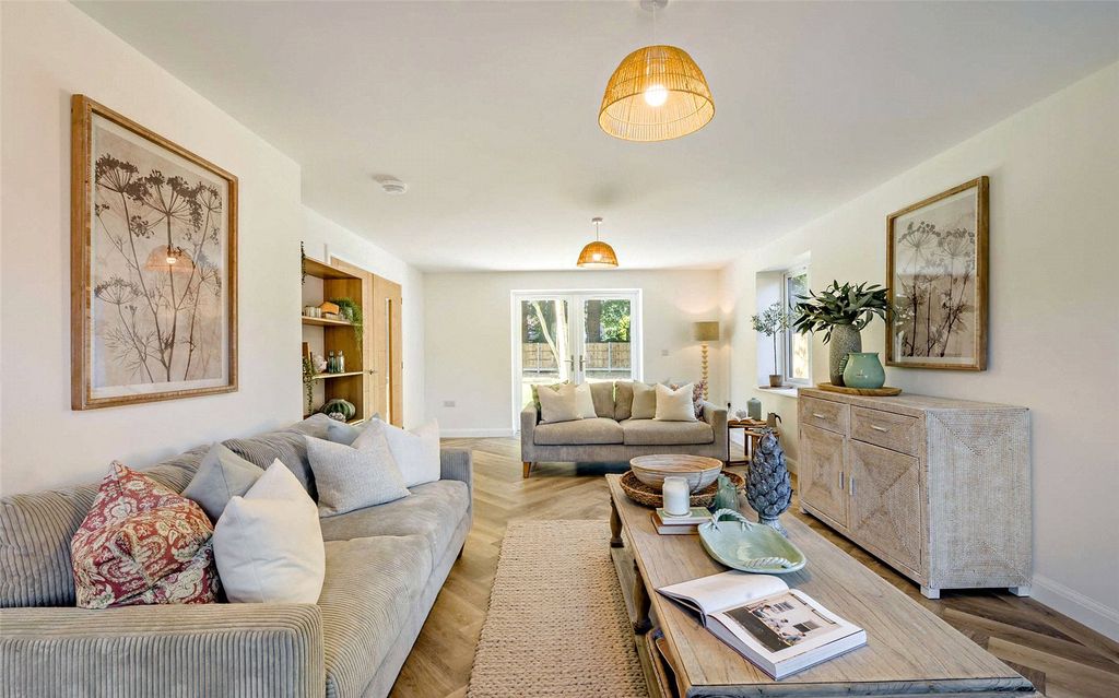 Property photo 3 of 23 Picture No. 26